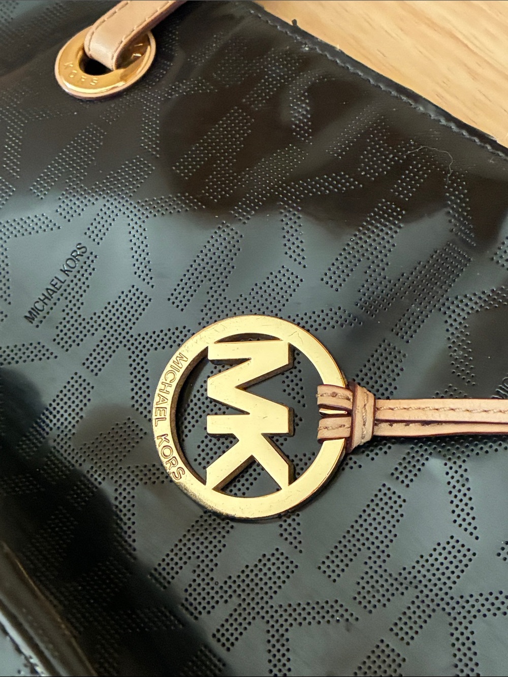 Michael Kors Black Tote with Beige Straps and Gold Logo Charm - Picture 2 of 11